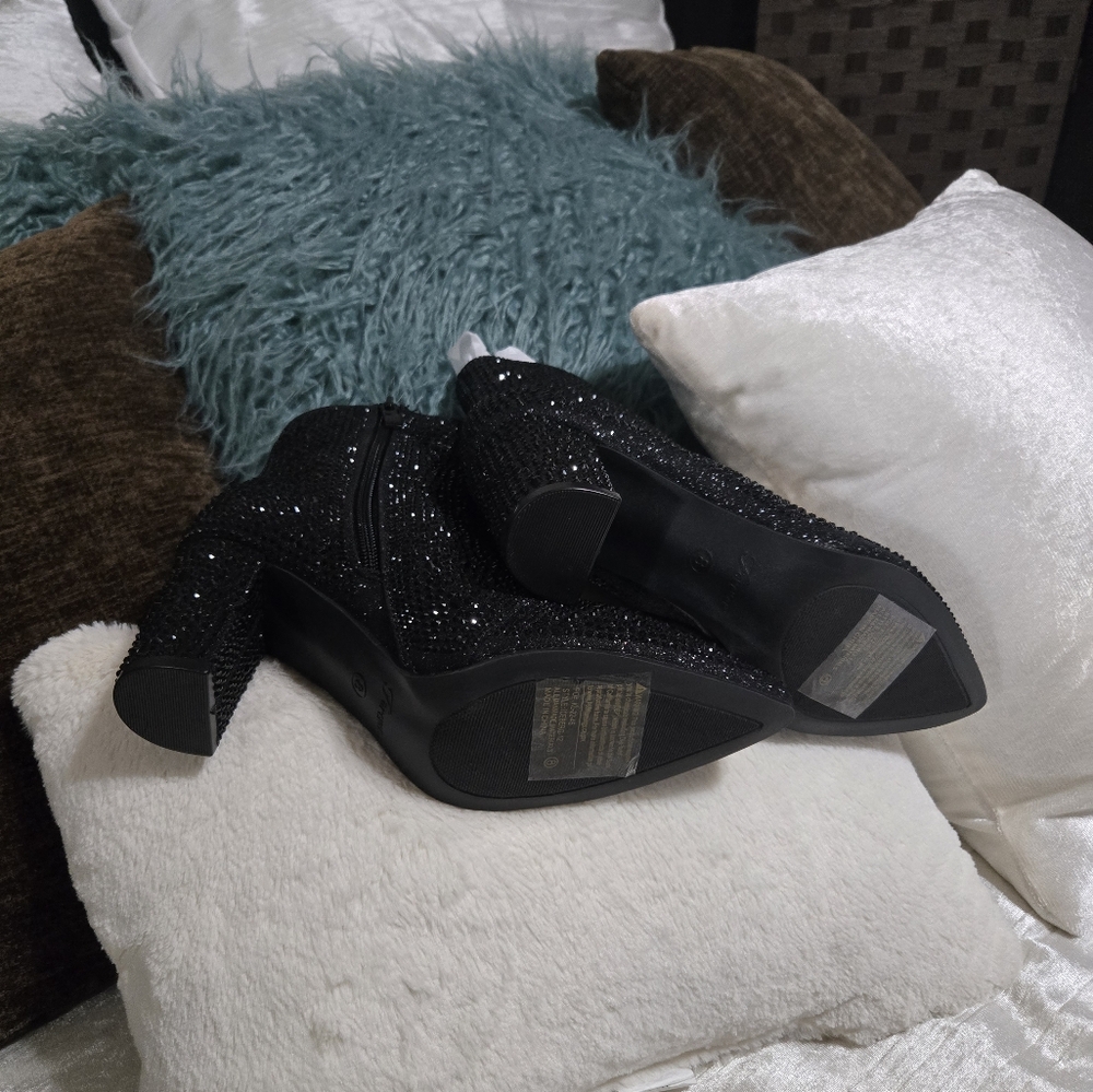 Sparkly Black Ankle Boots  NWOT..never worn! - Picture 5 of 5